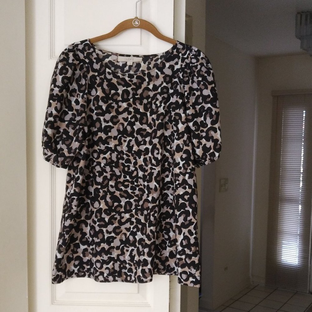 LOFT Leopard Print Top